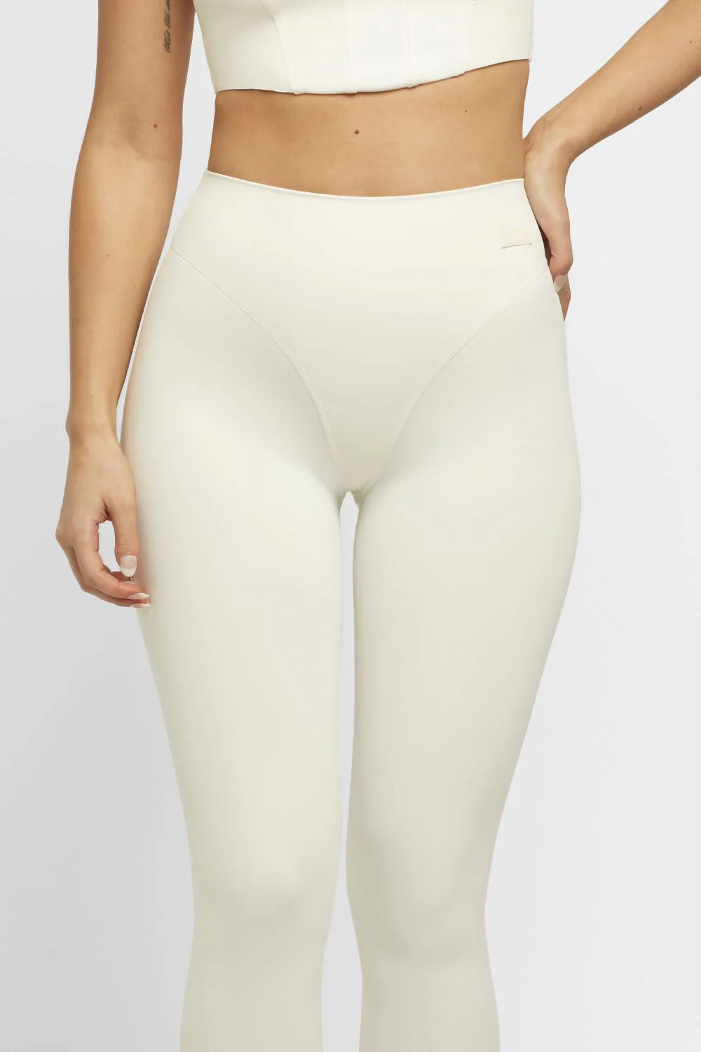 Body Butter™ Contour Leggings - Image 3