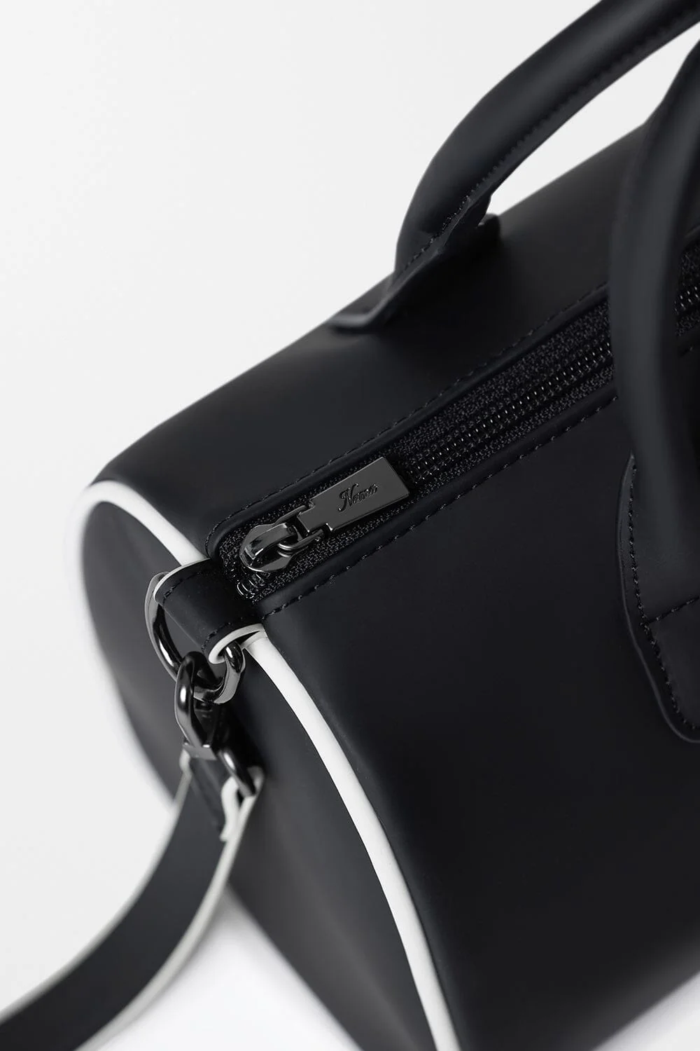 Contrast Mini Bag - Image 13