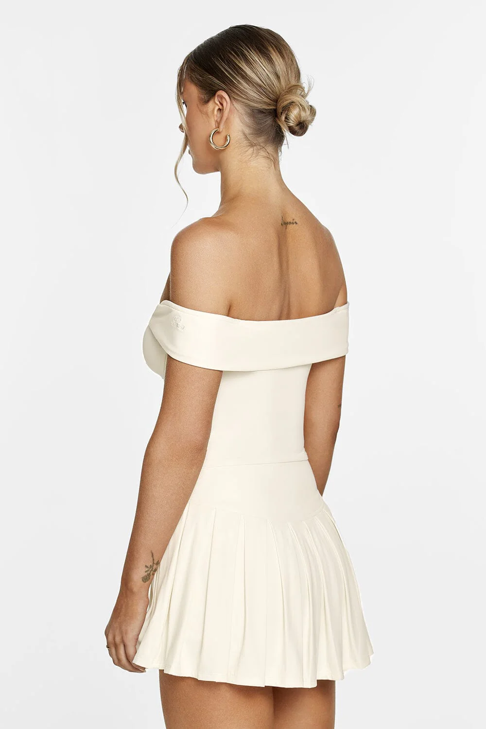Body Butter™ Off-shoulder Tank - Image 4